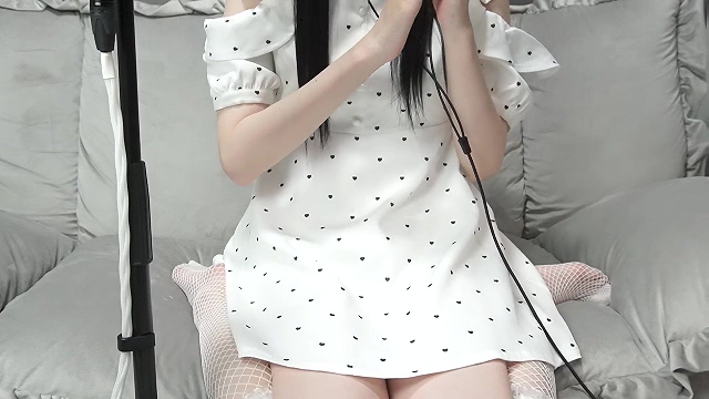 kumonoue_yumemi_live-20240824.mp4_20240828_200651.535.jpg 無限大ASMR 超迷你连衣裙! 4.4GB  第1张