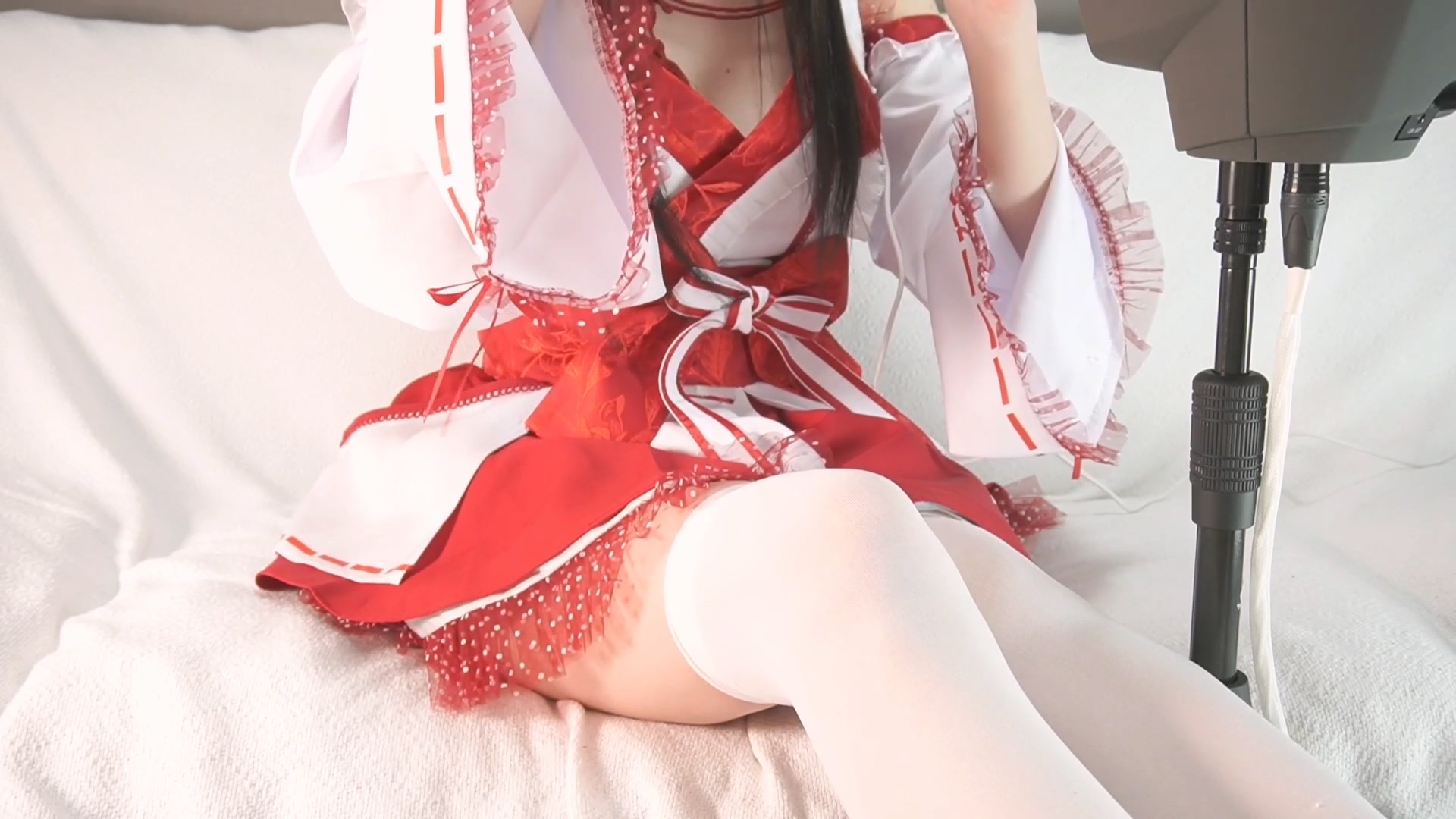 無限大ASMR 巫女服cosplay-白尼嗨 6GB